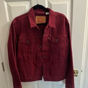 Levi unisex maroon denim a jacket
